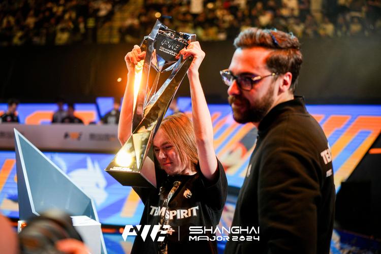 sasi Rambo 完美地击败了 Anyone's Legend ，在 16 分钟时处于劣势，落后 1w。 LGD Gaming 击溃并赢得了第一场比赛